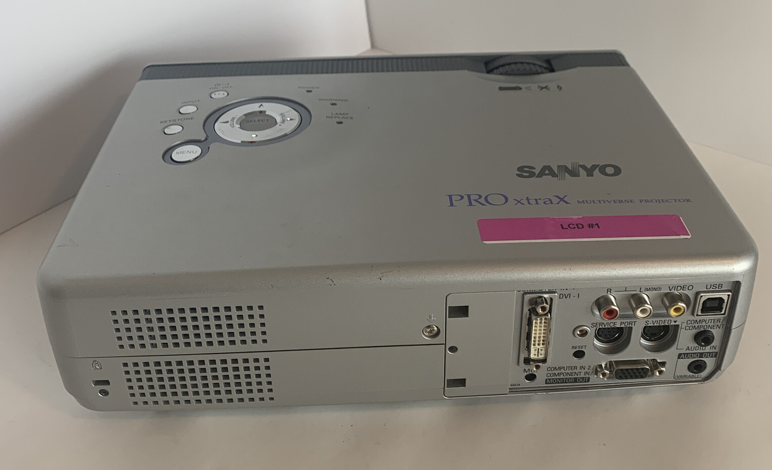 Проектор Sanyo Pro xtraX Multiverse 